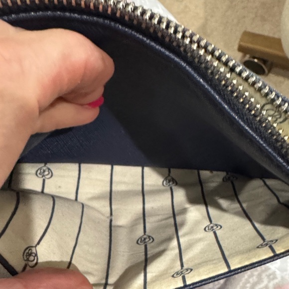 Brighton Navy Blue Heart Wristlet - Picture 3 of 6